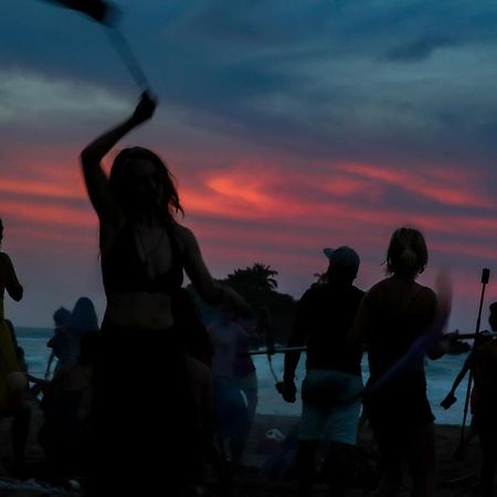 Cabinas Tito Cahuita Dış mekan fotoğraf