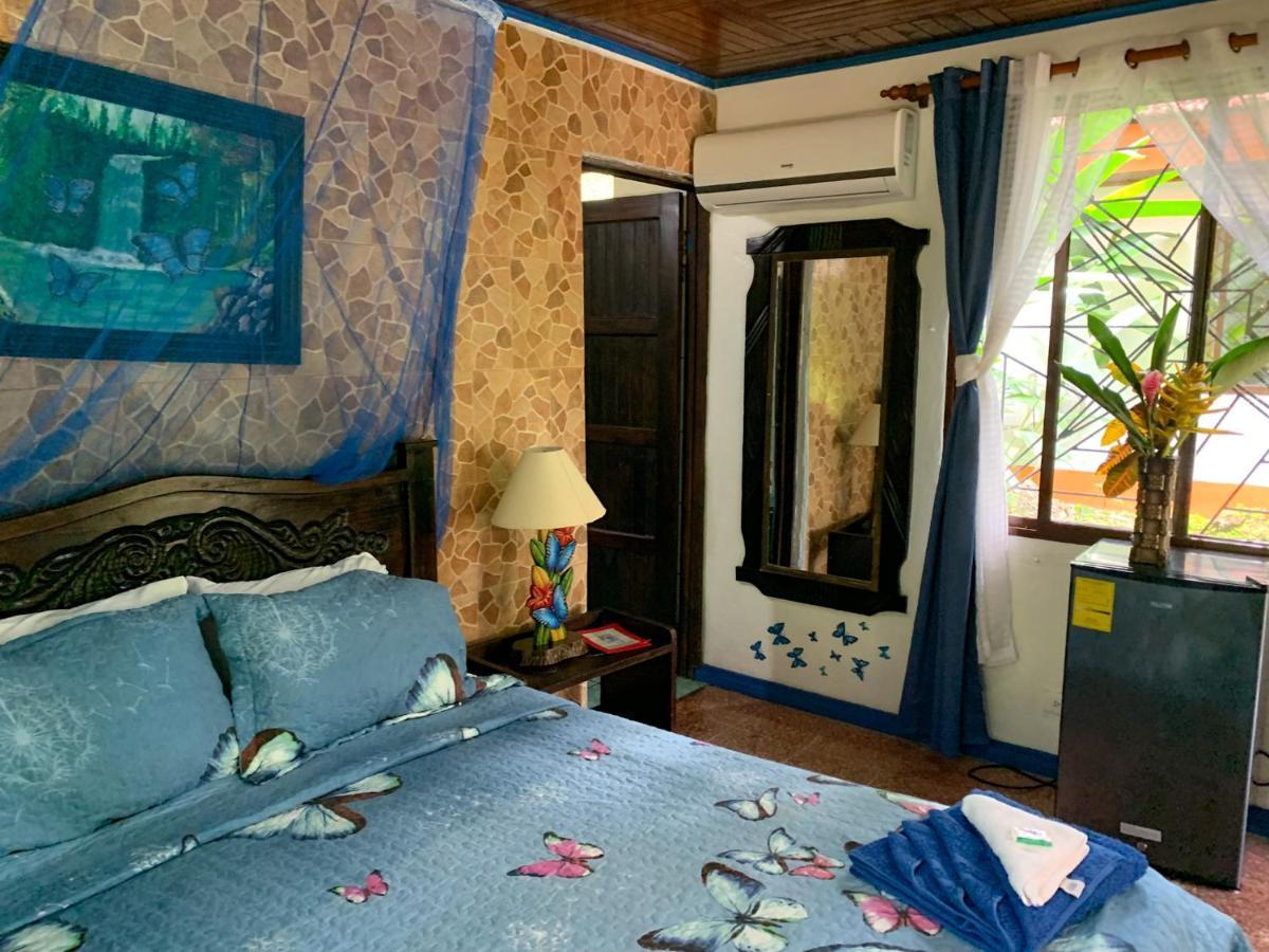 Cabinas Tito Cahuita Dış mekan fotoğraf