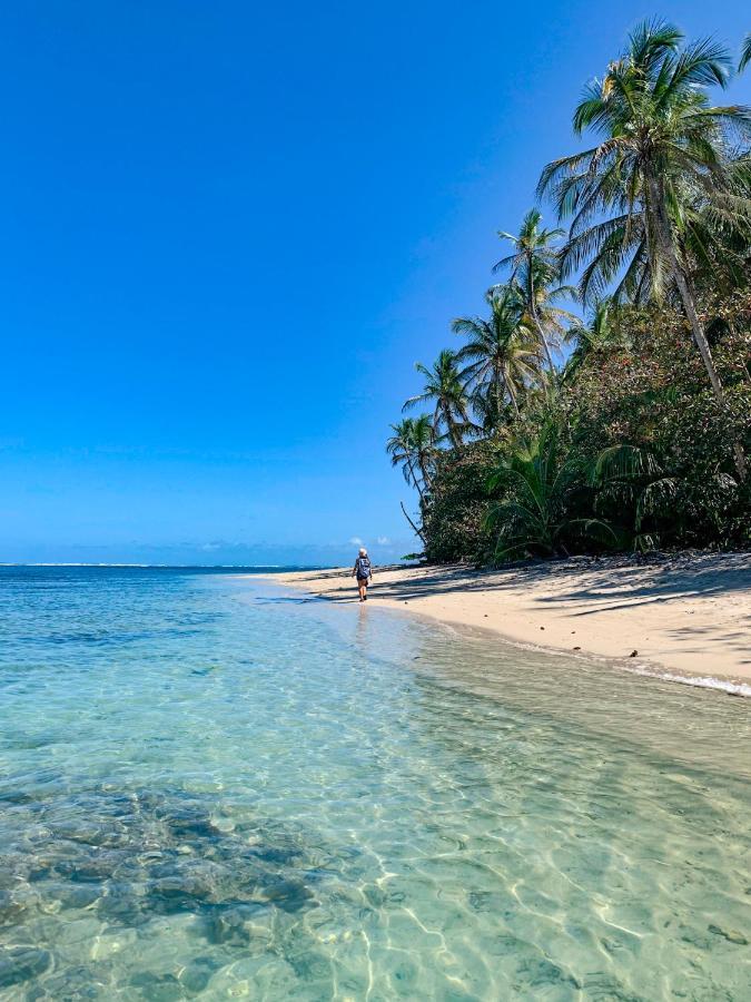 Cabinas Tito Cahuita Dış mekan fotoğraf